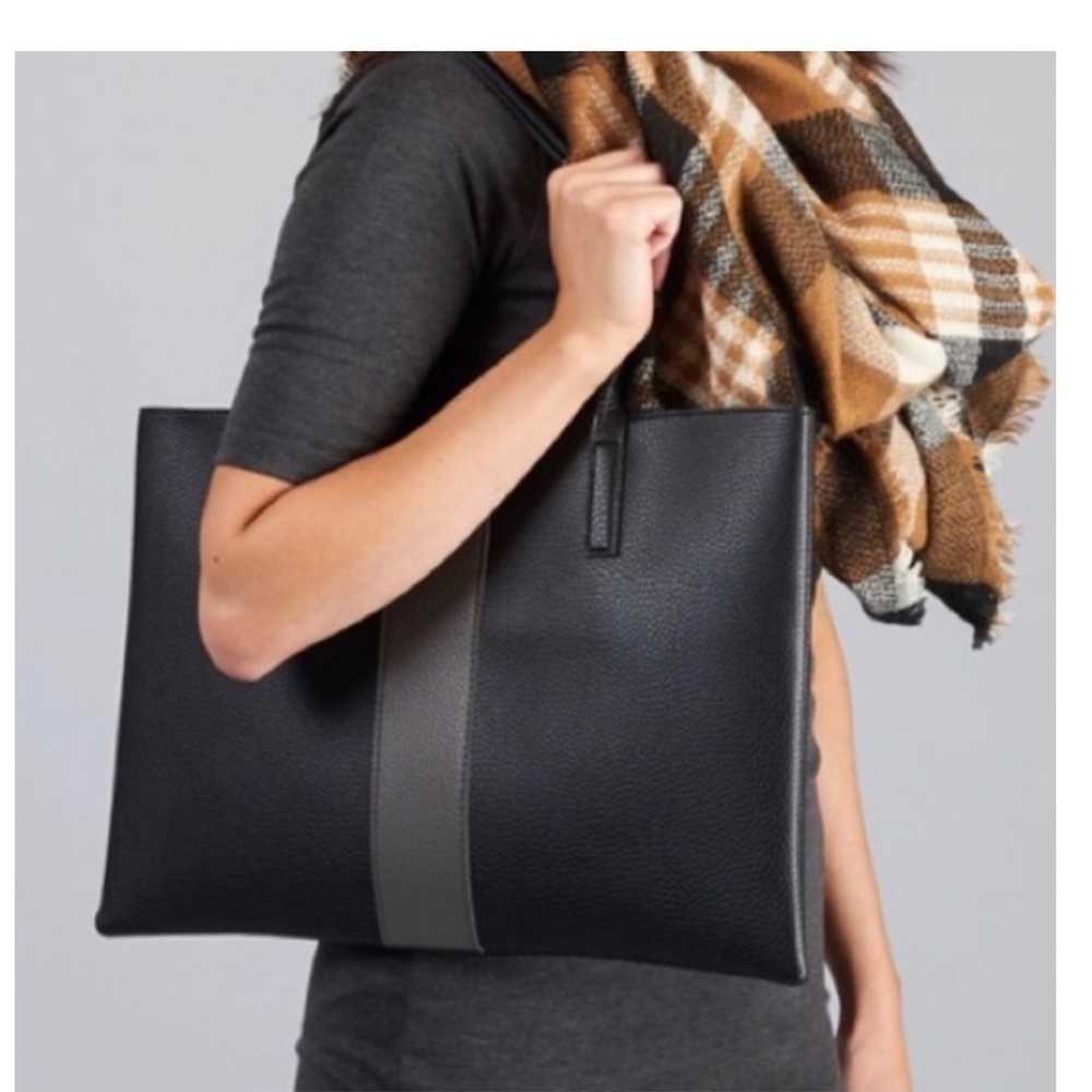 Vince Camuto the Luck Tote